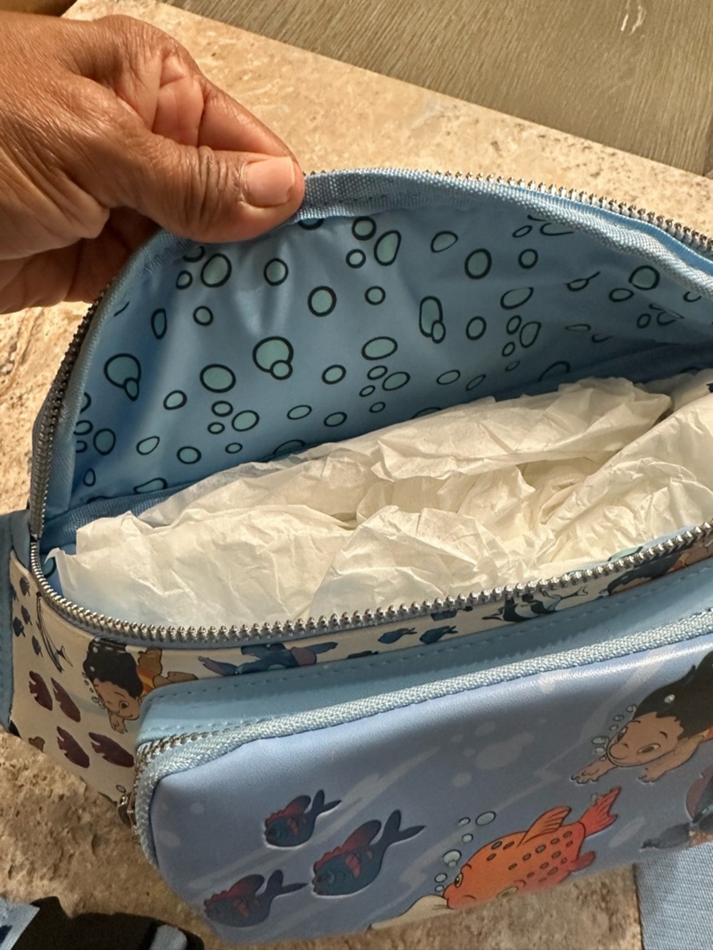 Lilo & Stitch Loungefly Pudge controls the weather Crossbody Bag - Picture 3 of 8
